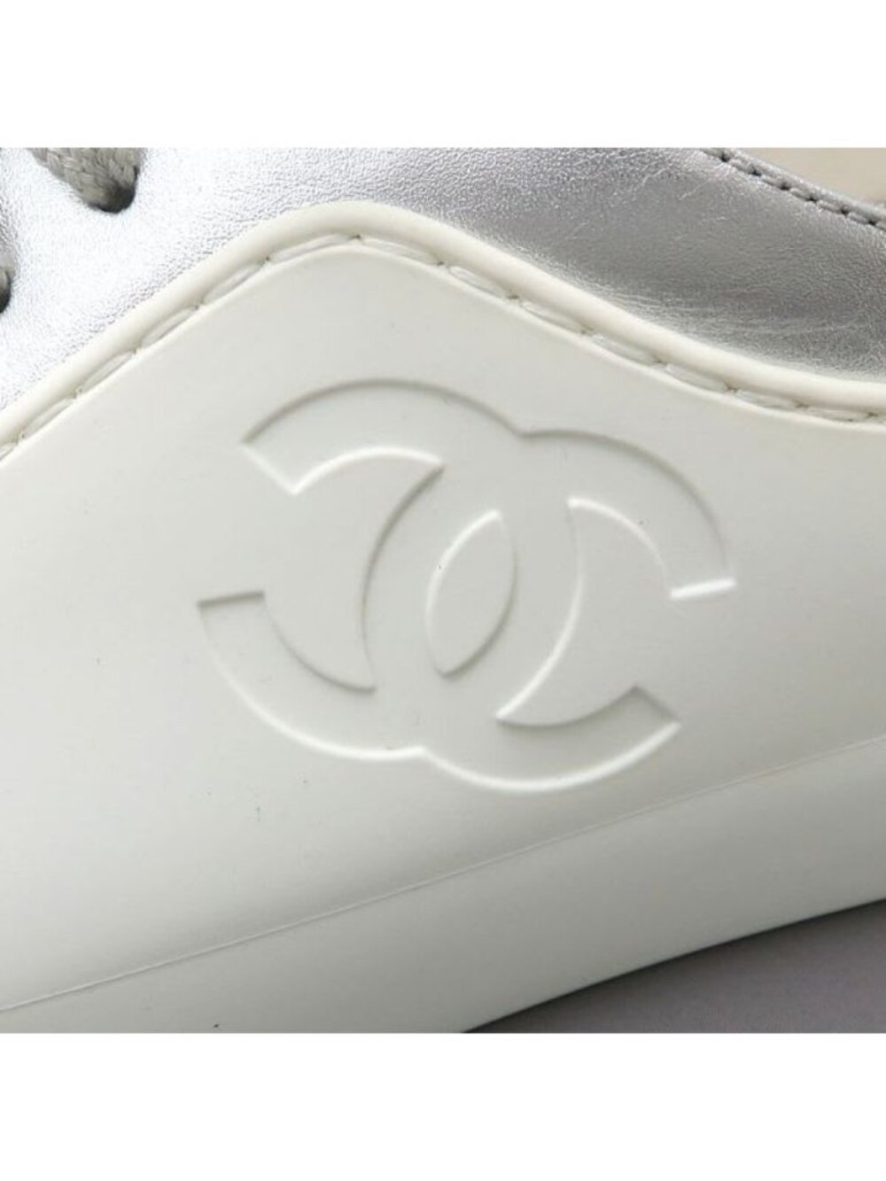 Chanel Sneakers Size 37 - Picture 5 of 9